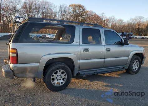 2002 Chevrolet Suburban K1500 z USA, uszkodzony, nr VIN 3GNFK16ZX2G204214